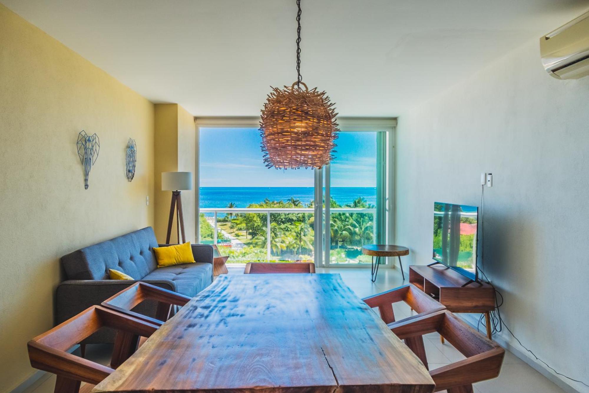 New Beachfront Luxury Apartments カンクン エクステリア 写真