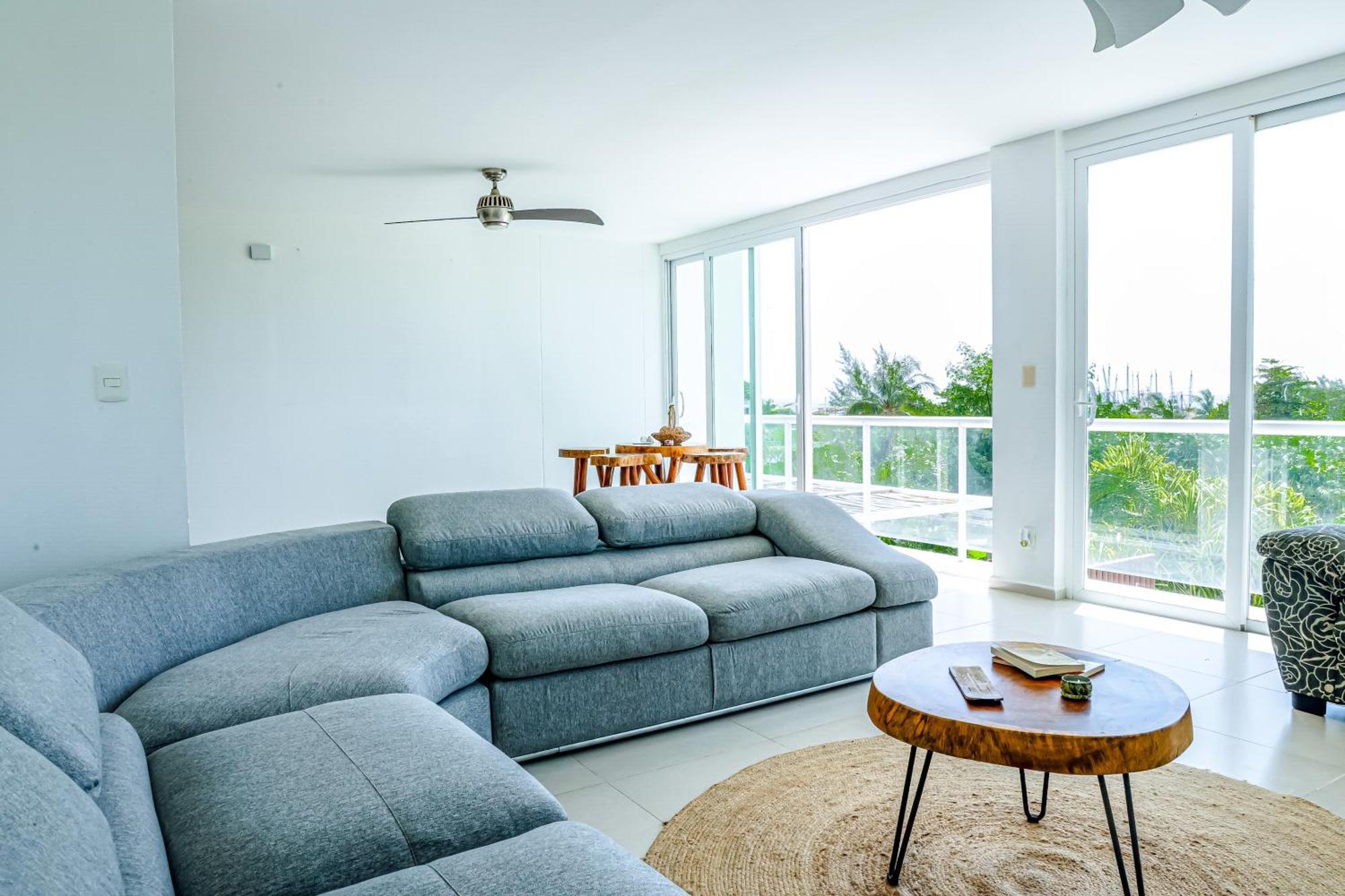 New Beachfront Luxury Apartments カンクン エクステリア 写真