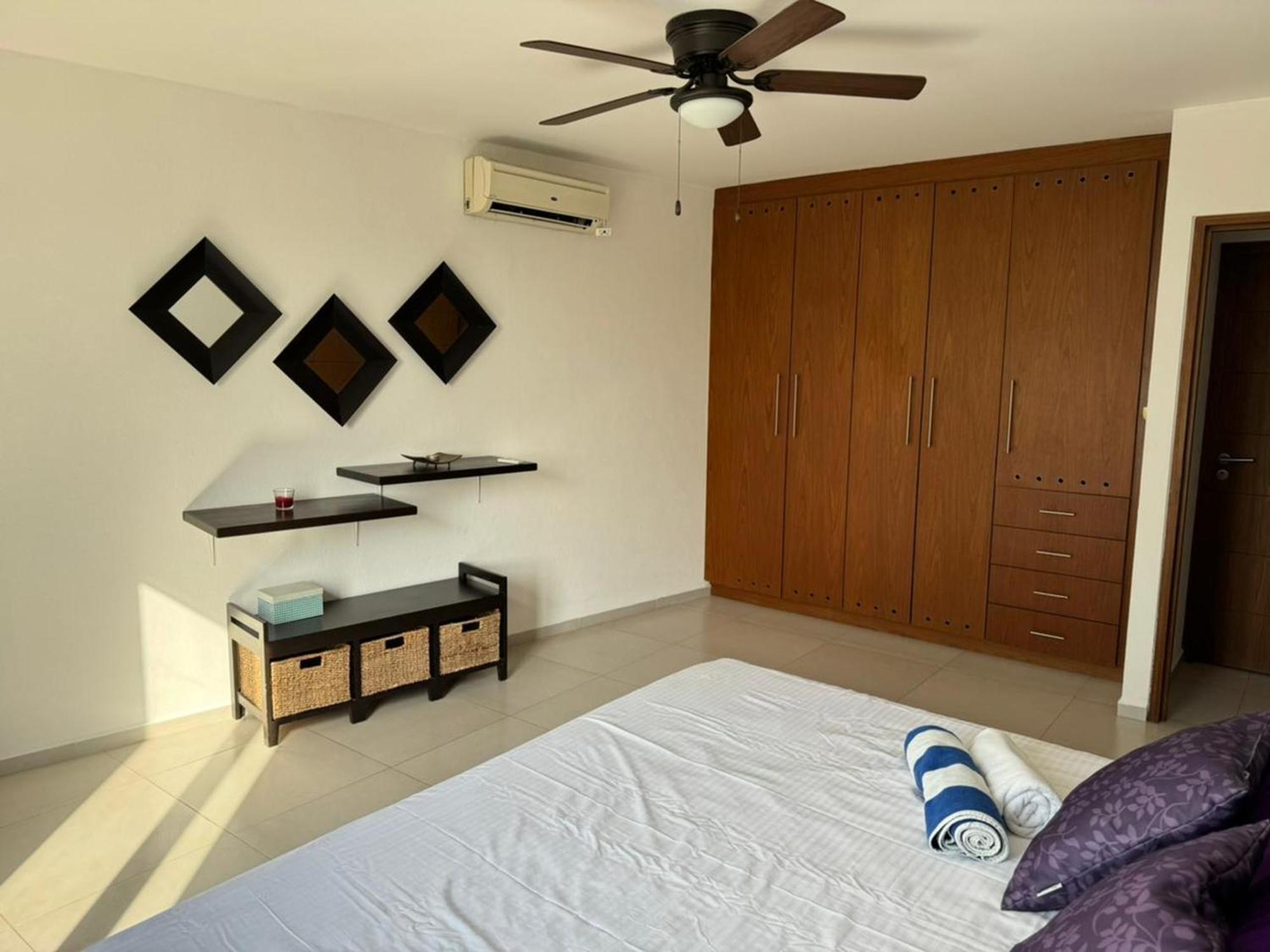 New Beachfront Luxury Apartments カンクン エクステリア 写真