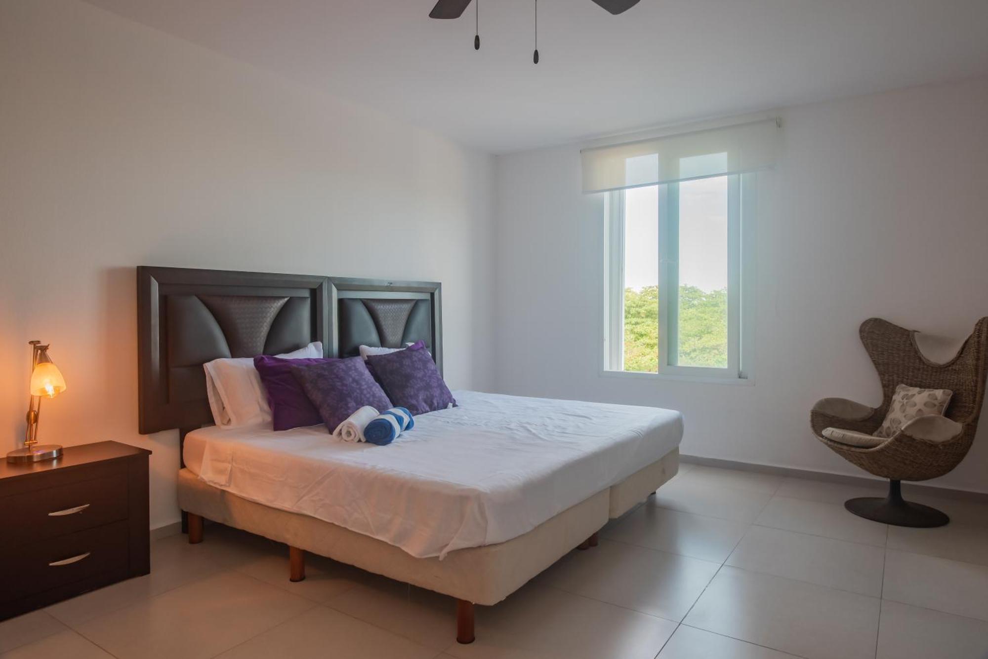New Beachfront Luxury Apartments カンクン エクステリア 写真