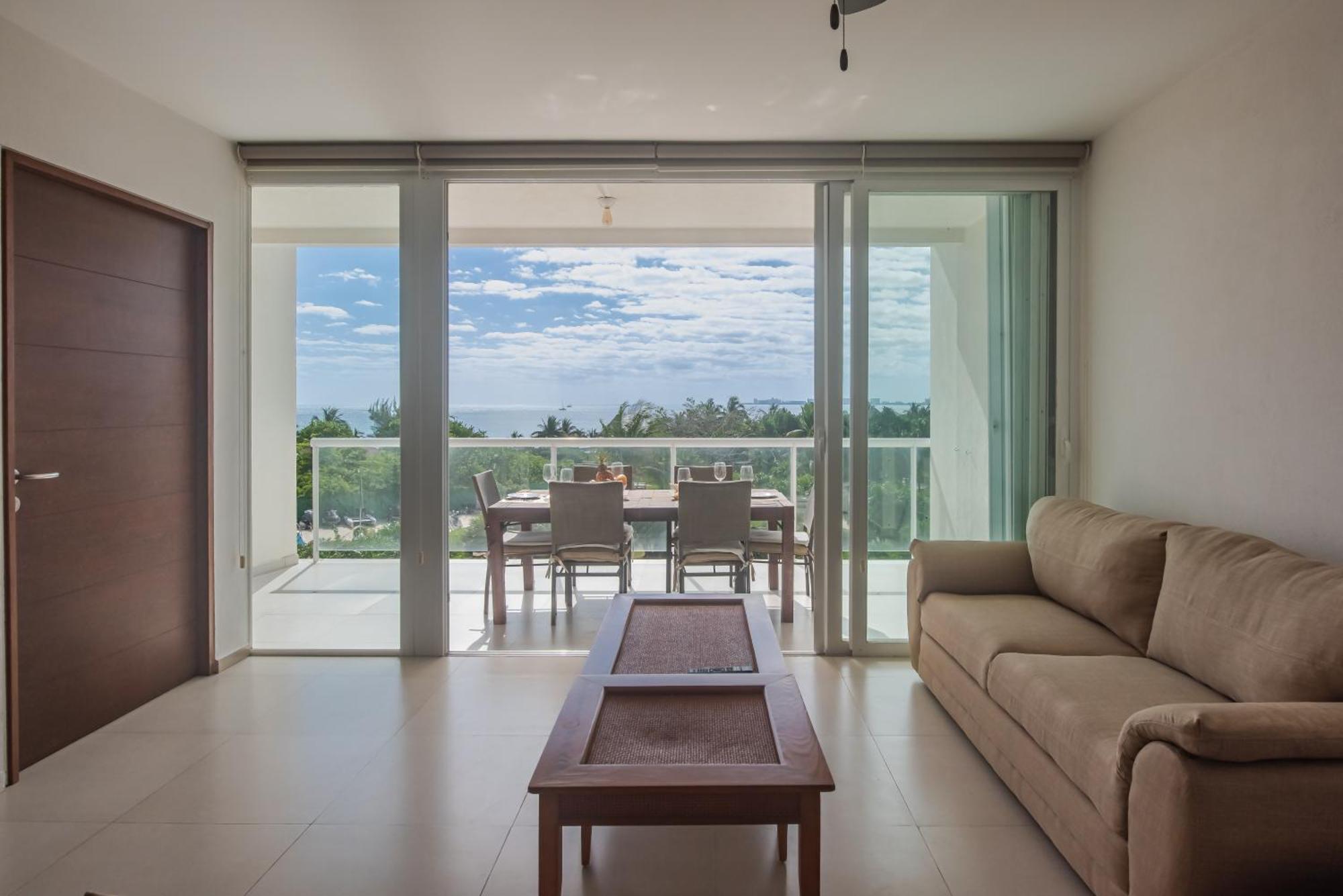 New Beachfront Luxury Apartments カンクン エクステリア 写真